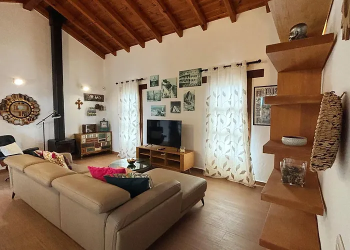 Volcan2 Rural Private Pool By Holidays فيلة لا أوليفا