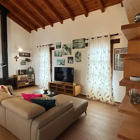 Volcan2 Rural Private Pool By Holidays Villa La Oliva