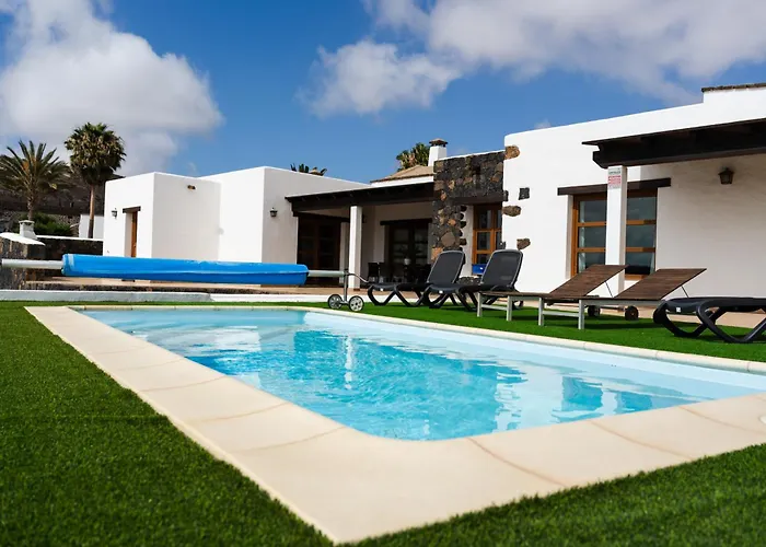 Villa Volcan2 Rural Private Pool By Holidays La Oliva