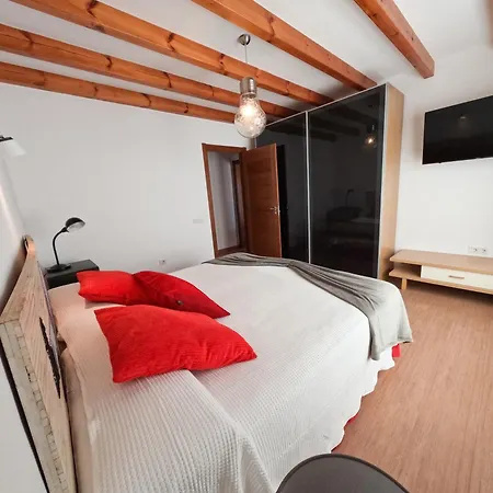 Volcan2 Rural Private Pool By Holidays فيلة لا أوليفا