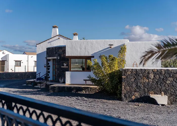 Volcan2 Rural Private Pool By Holidays